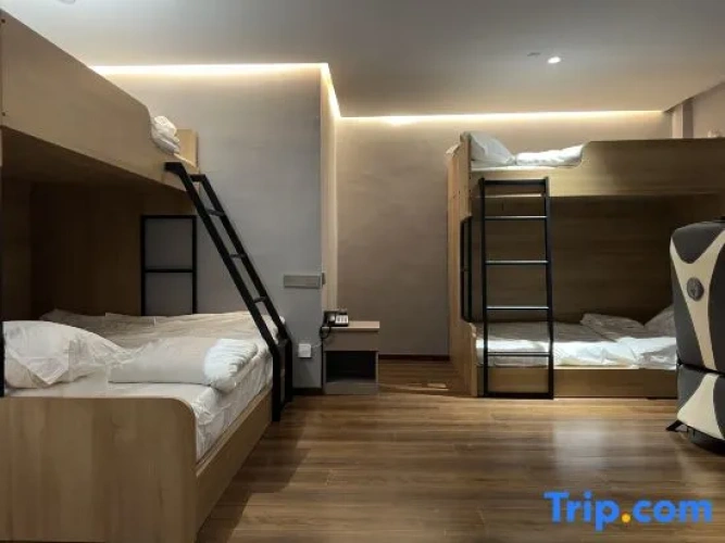 Standard Quintuple room