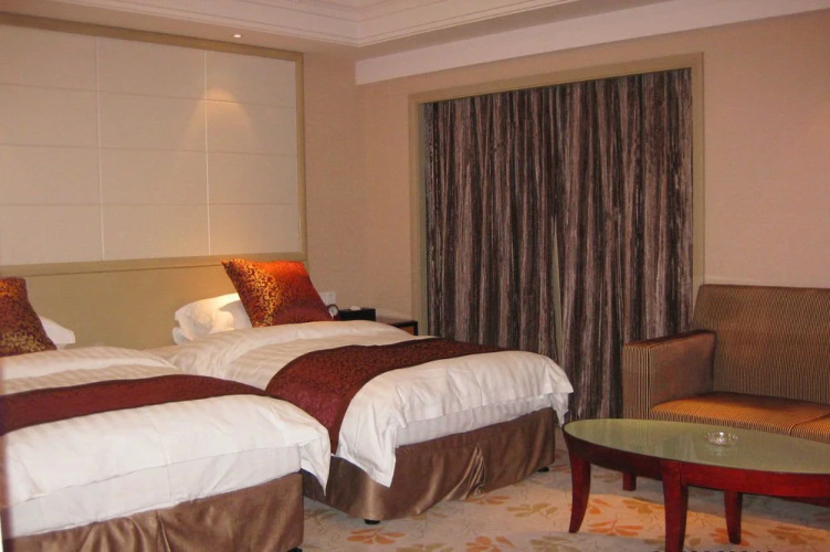 International Hotel YIXING