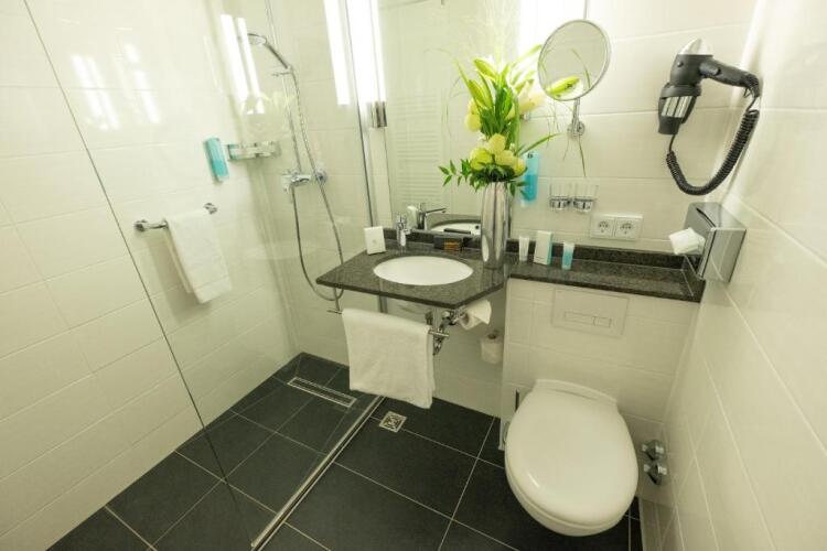 Concorde Hotel ViktoriaOver view