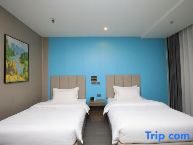 Premium Twin room