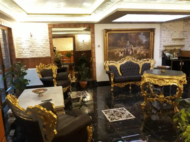 Royal Palace Hotel