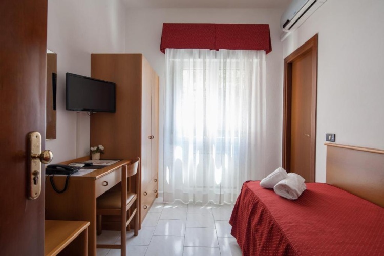 Standard Double room with view