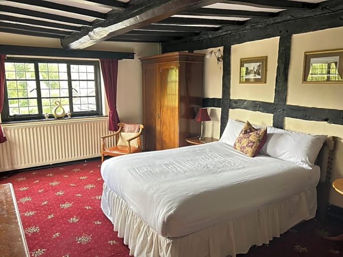 Standard Double room with view