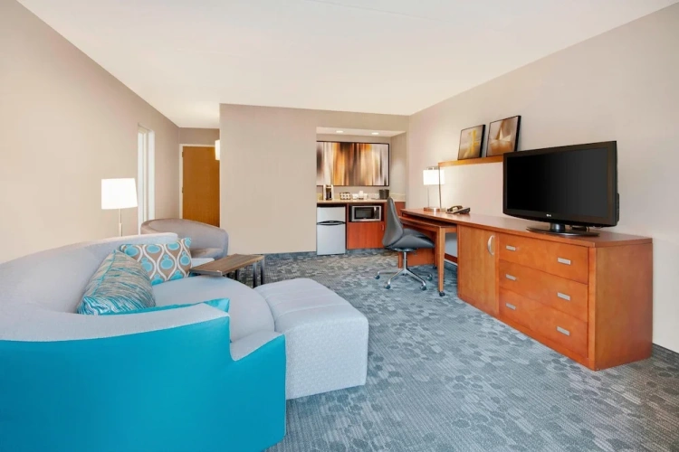 Quadruple Suite with balcony