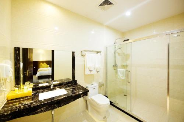 Jing Pin Century Hotel