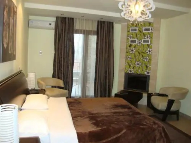 Nymfes Hotel
