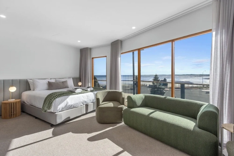 Standard Double Family room with partial ocean view