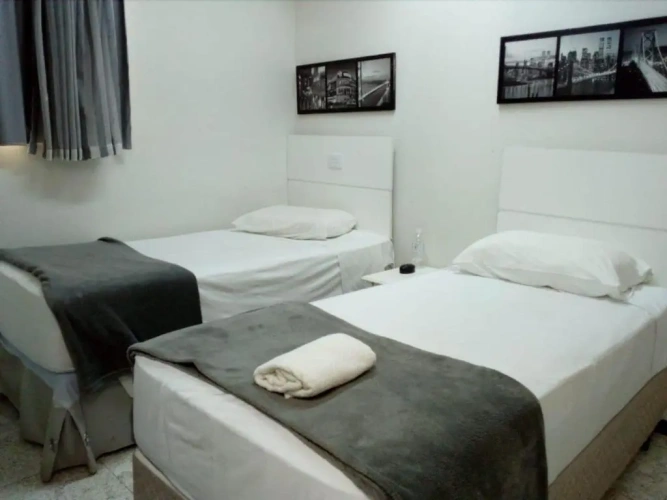Standard Triple room