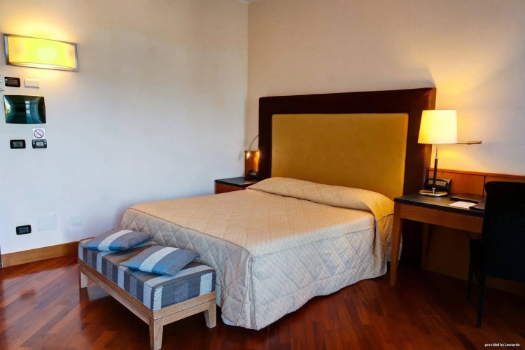 Esplanade Boutique Hotel