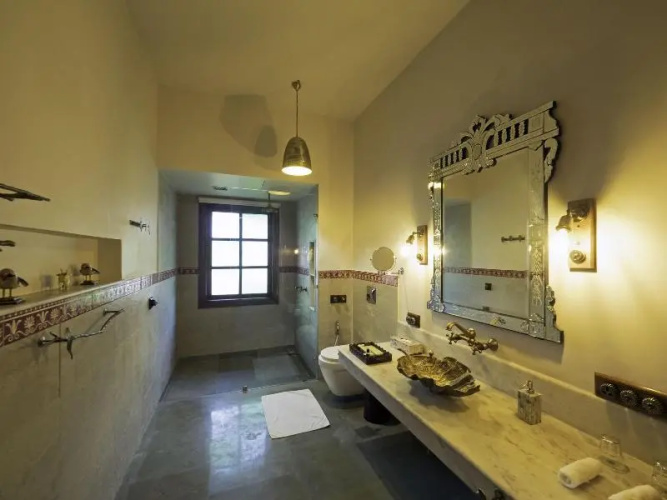 1920 Hotel