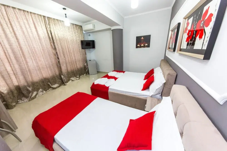 Hotel Kapllani