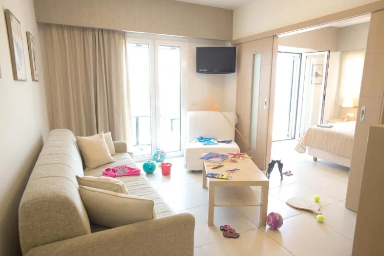 1 Bedroom Apartment with sea view