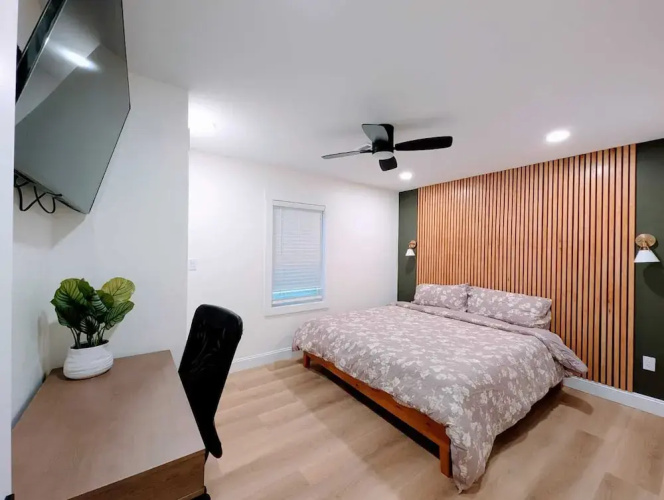 10 Burnett Home