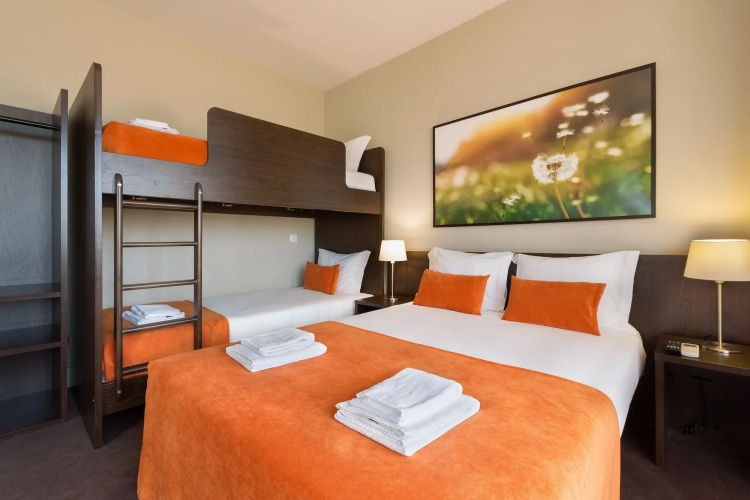 Riversuites