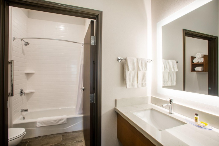 Quadruple Suite
