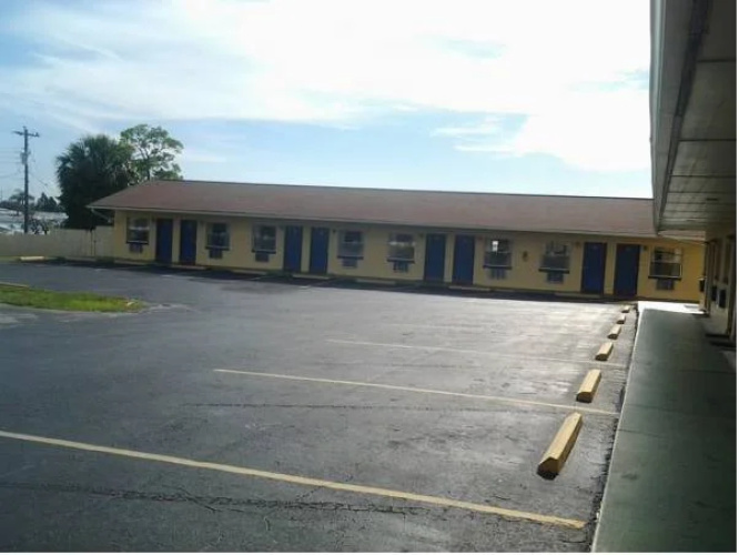 Economy Inn