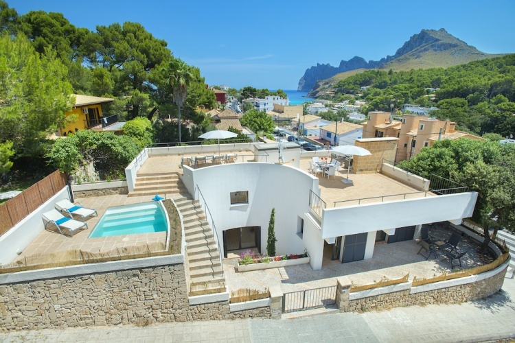 4 Bedrooms Villa with balcony and with sea view