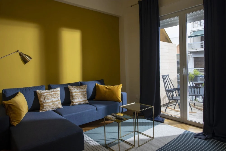 Stylish and Fancy Central Apartment
