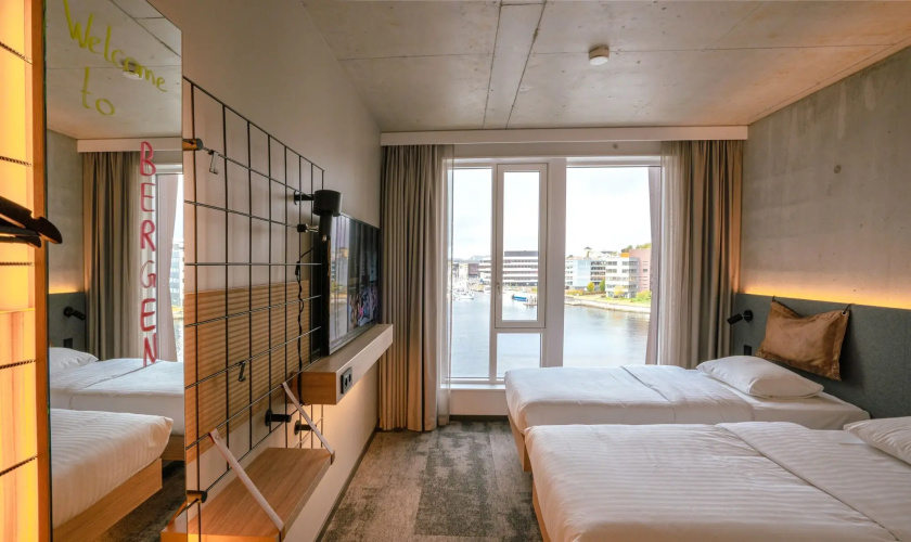 Moxy Bergen