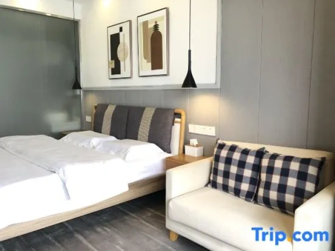 Standard Double room with balcony and with lake view