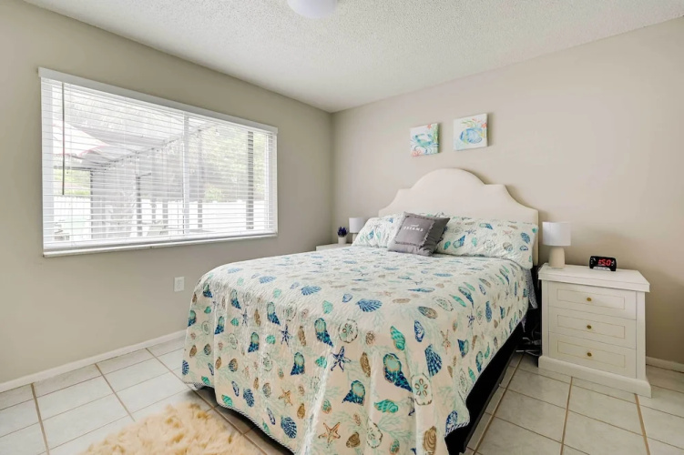 Pet-friendly Home w/ Pool in Palm Harbor!