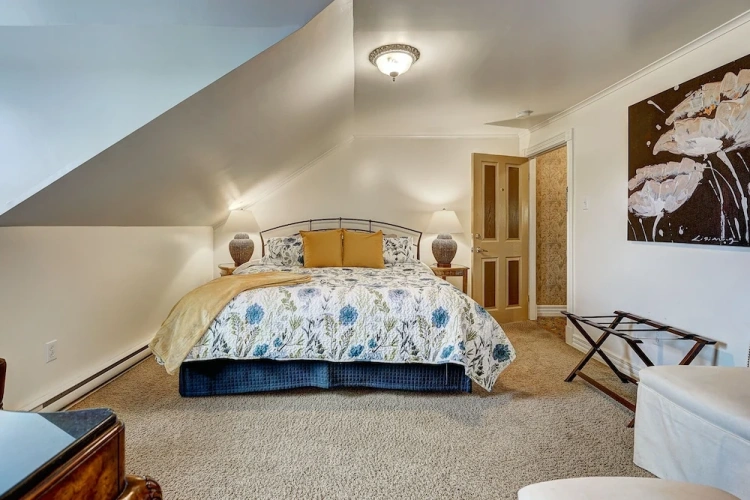 Standard Double room with partial ocean view