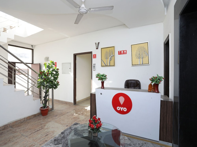 OYO 11872 Heaven Inn