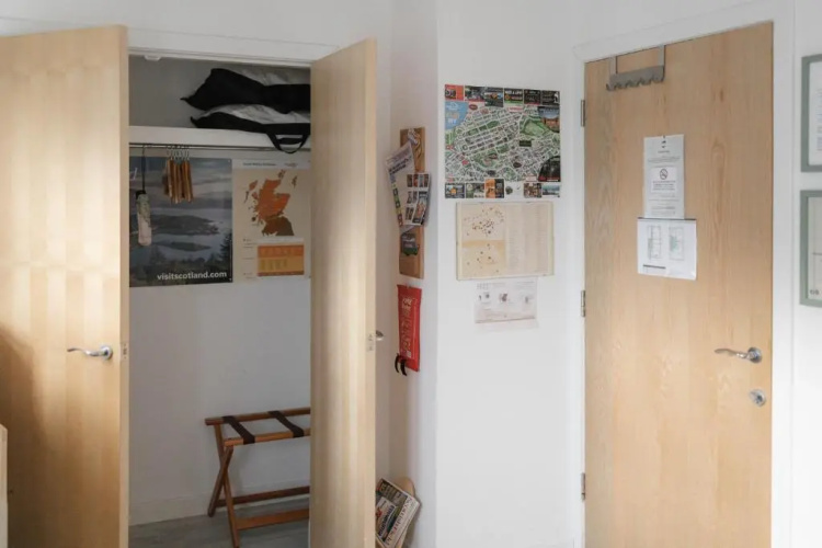 BroomHouse HomeStay