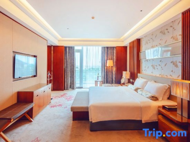 Deluxe Double Suite