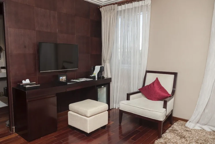 Economy room