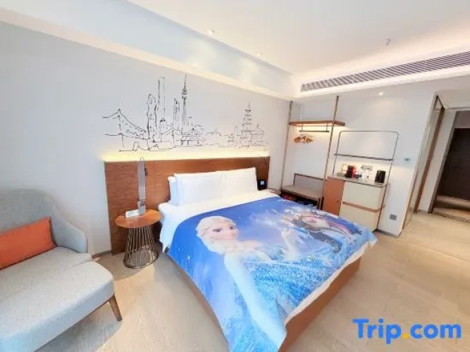 Deluxe Double Family room
