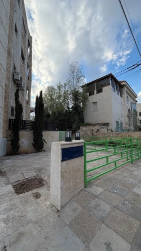 3 Bedrooms Apartment with balcony