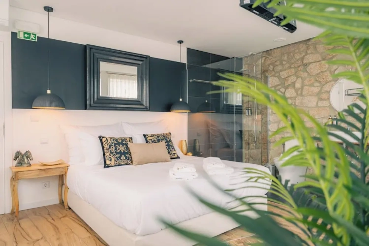 Deluxe Double room with balcony and with city view