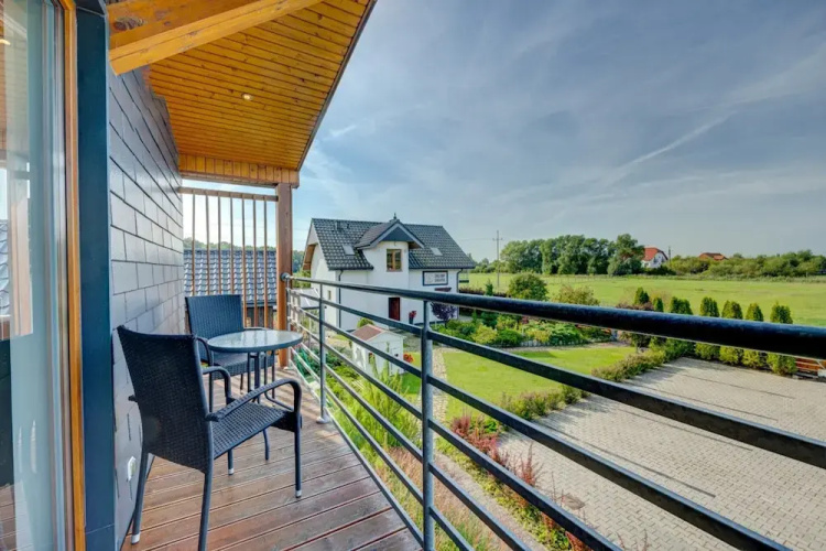 Holiday Studio With Balcony, Gaski