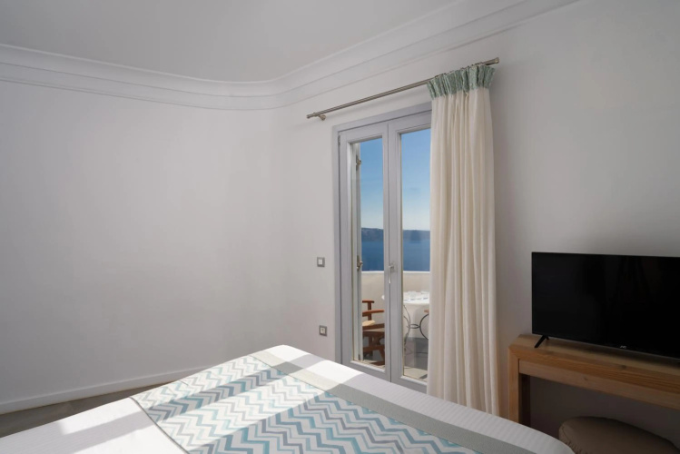 Volcano View Hotel Santorini - Adults Only photo 7