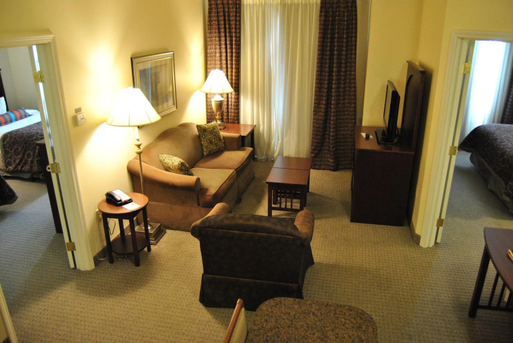 Staybridge Suites Lansing - Okemos by IHG