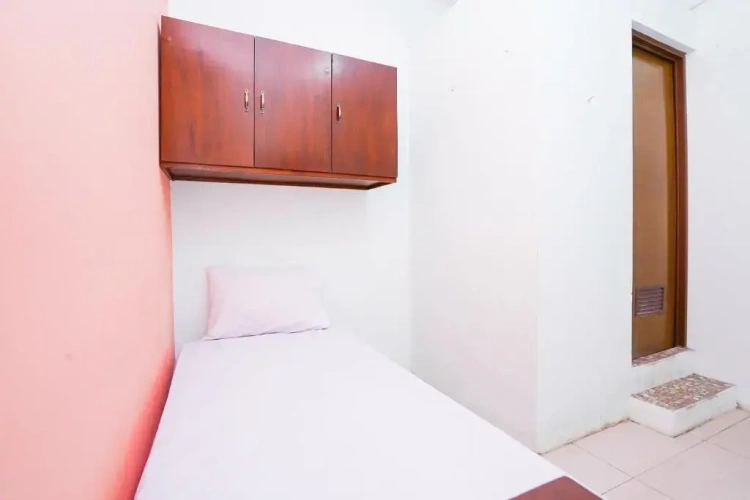 Deluxe Single room