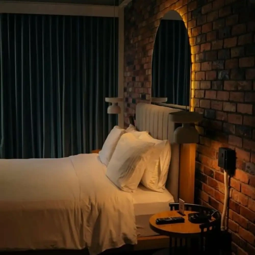 Premier room