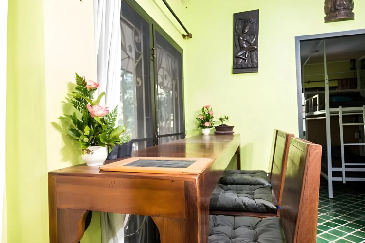 Plus Hostel Ayutthaya