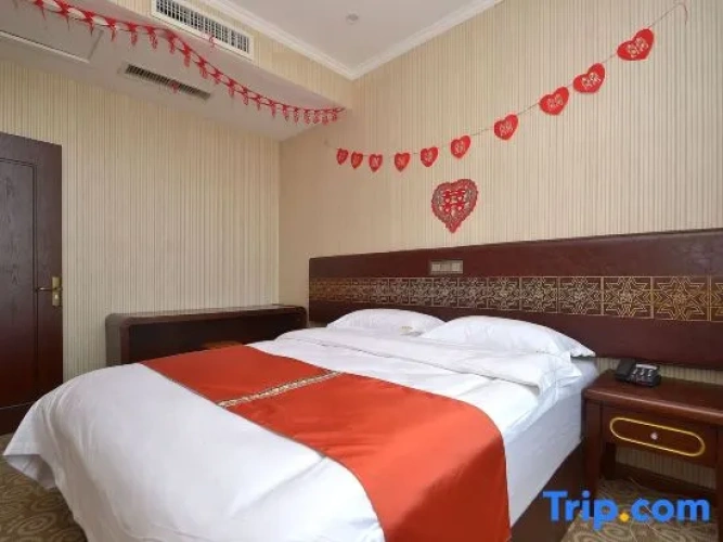 Deluxe Double Suite