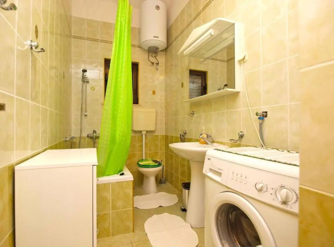 Alma Apartment