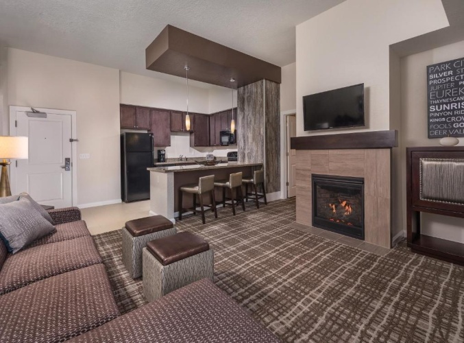 2 Bedrooms Suite