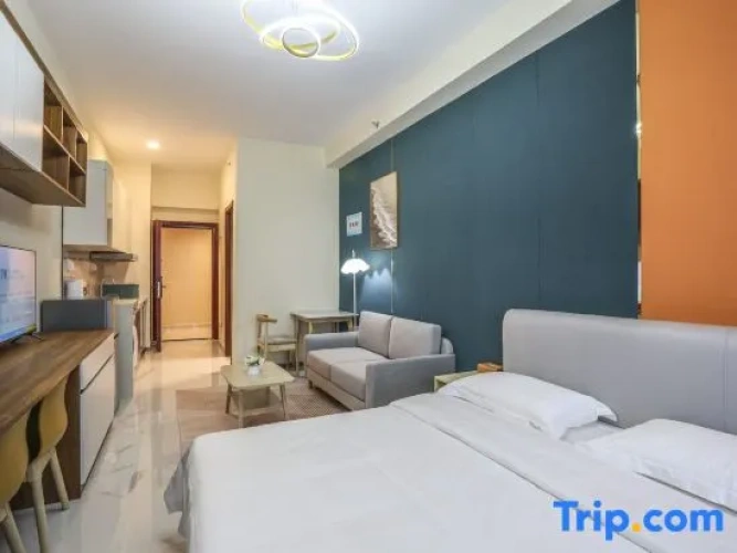 Standard Double room with city view
