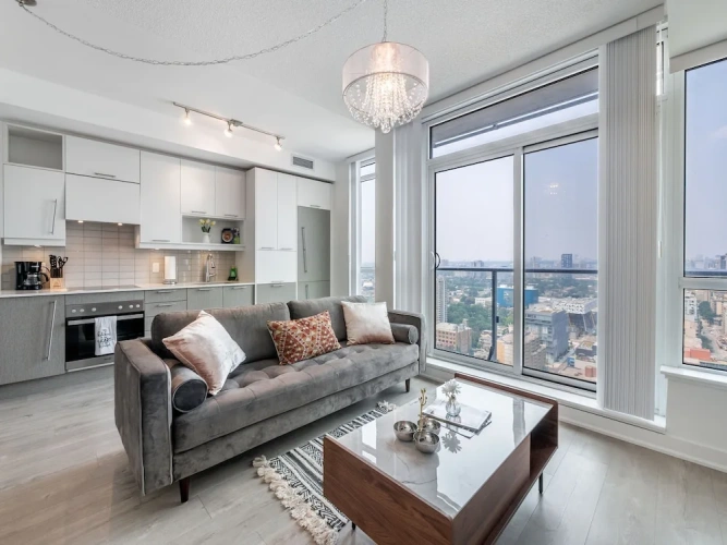 1 Bedroom Business Apartment with balcony