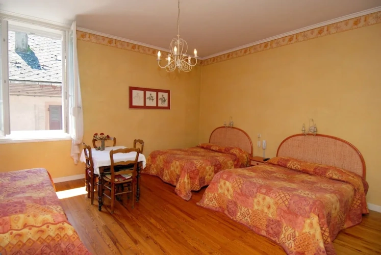 Standard Quintuple room