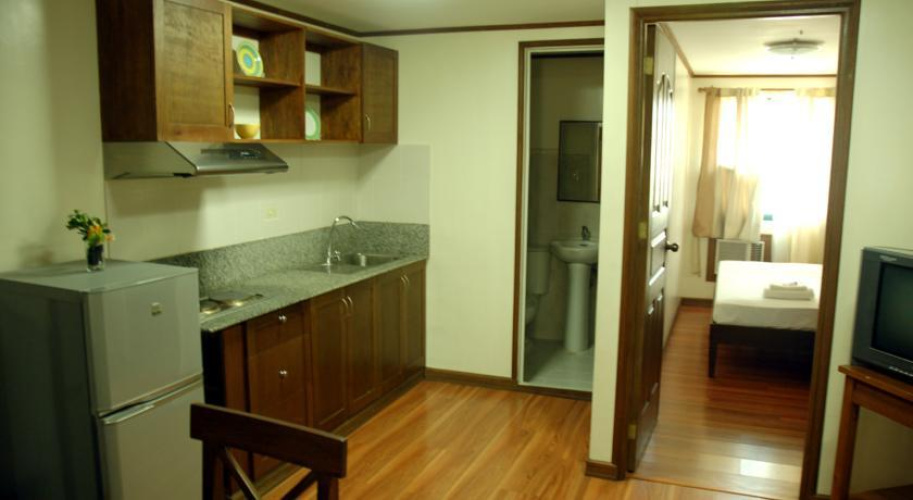 Isabelle Royale Hotel & Suites