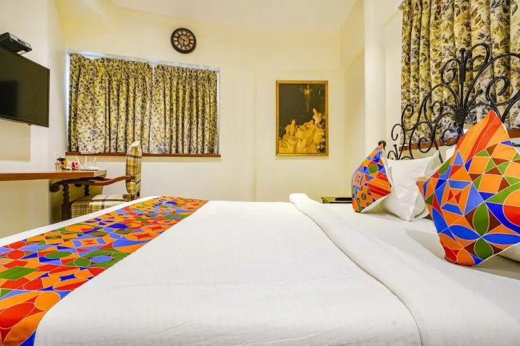 FabHotel Supra Homes