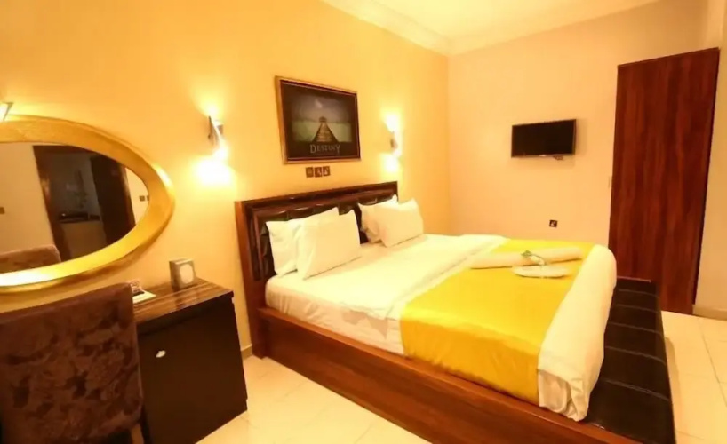 Cares Luxury Suites