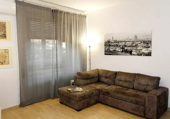 TwelveHolly apartment