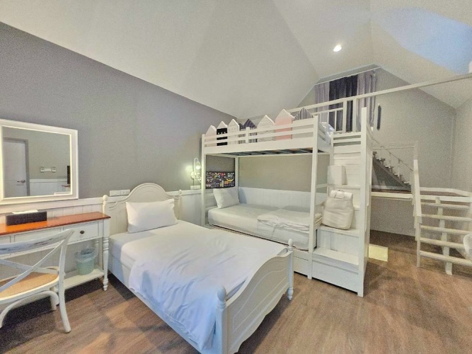 Standard Family room with balcony